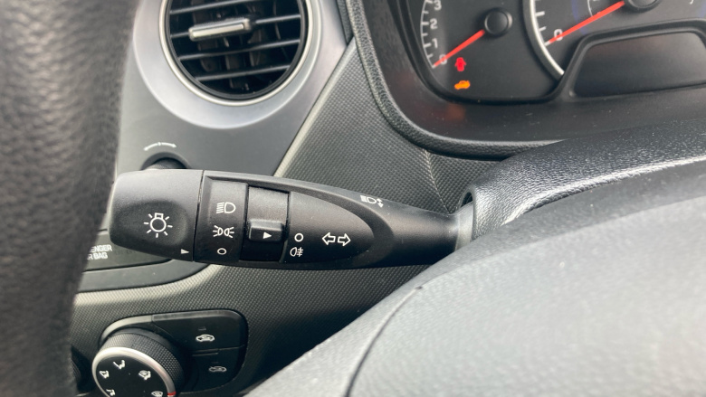 Hyundai i10 1.0 SE 5dr Petrol Hatchback